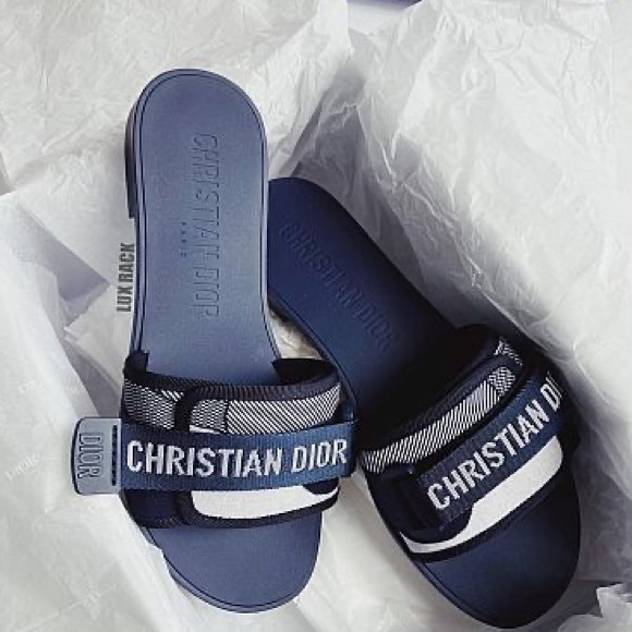 Christian Dior Technical Stretch Fabric Camouflage
Dio(r)evolution Slide Sandals - Picture 12 of 15